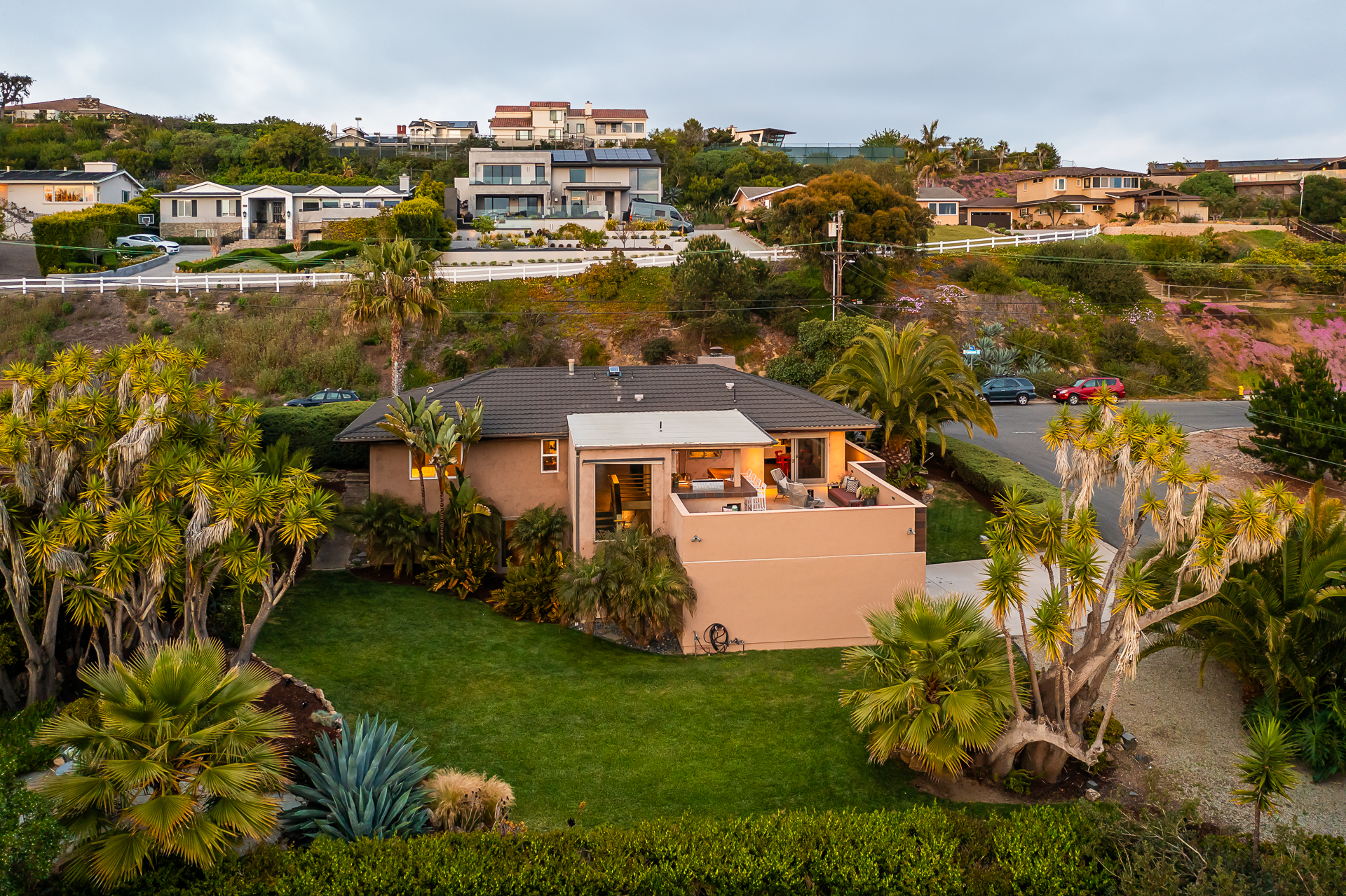 240503_6318CastejonDr-67