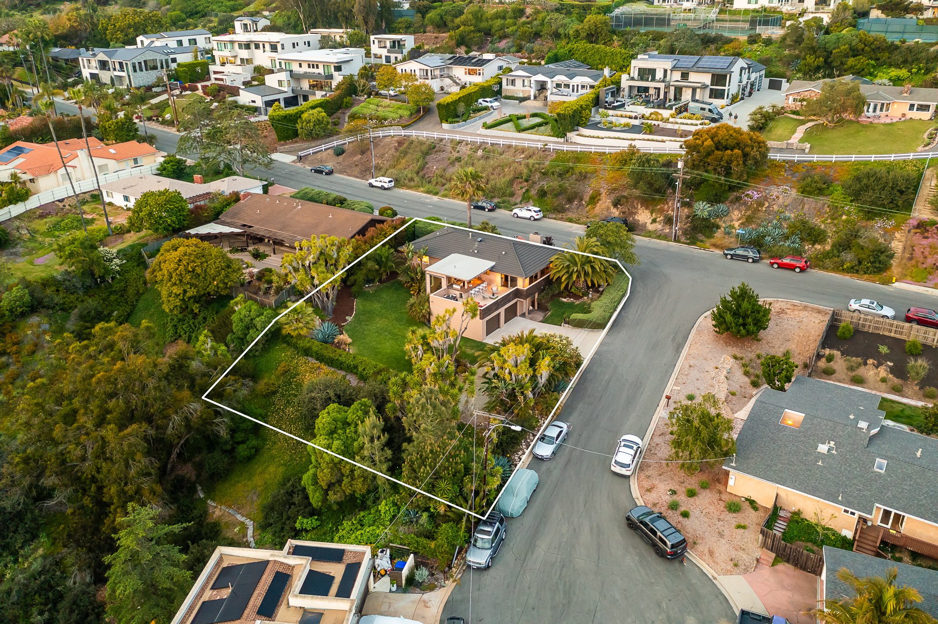 240503_6318CastejonDr-7